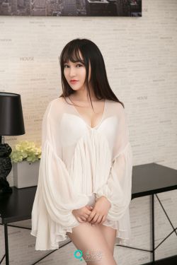 美女洗澡